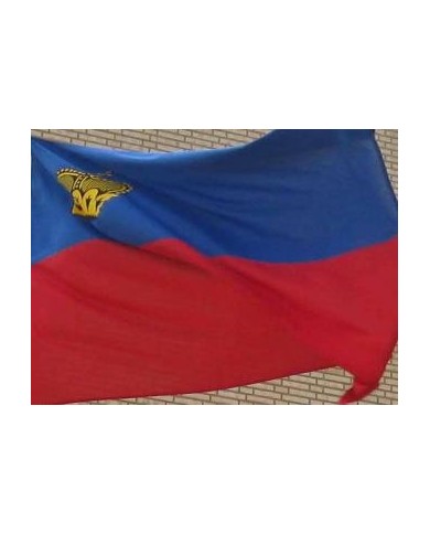 Bandera Liechtenstein exterior